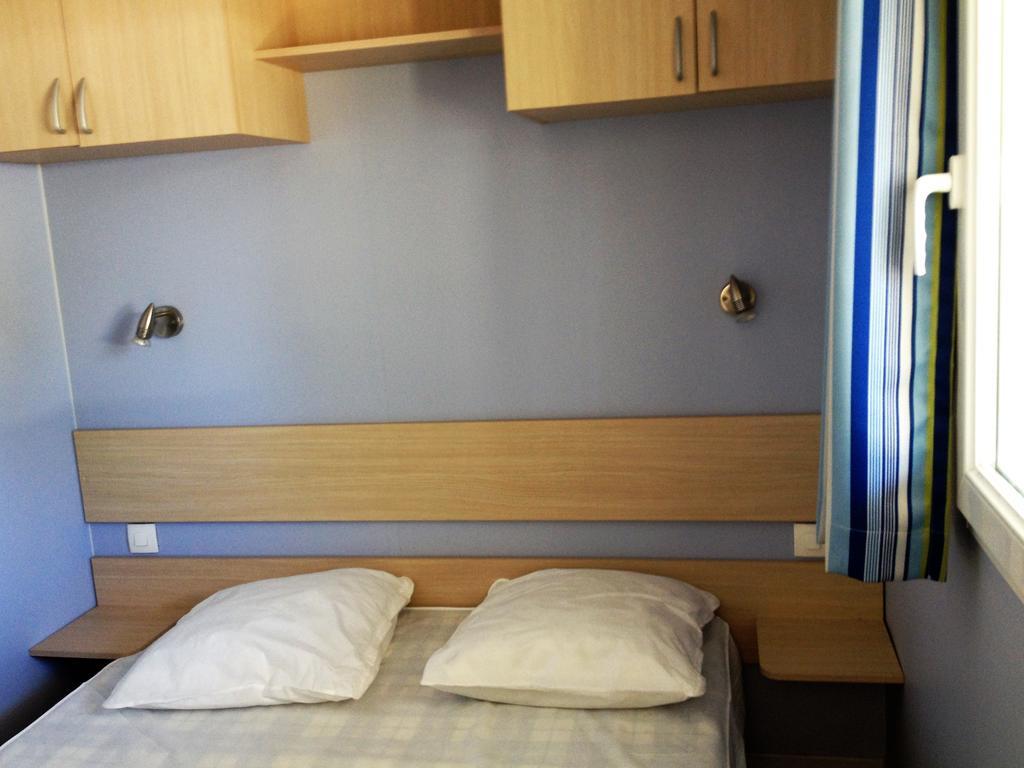 Mobil Home De Patricia Et Franck นาร์บอน-ปลาจ ภายนอก รูปภาพ