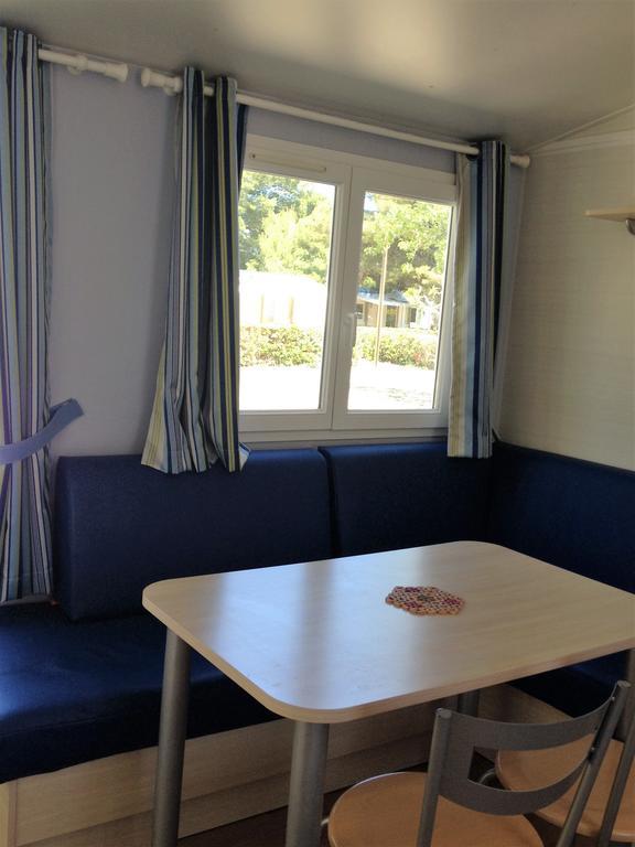 Mobil Home De Patricia Et Franck นาร์บอน-ปลาจ ภายนอก รูปภาพ